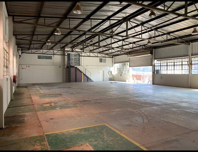 850M² WAREHOUSE TO LET IN KEW